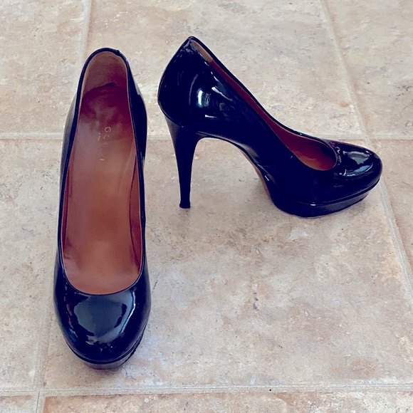Gucci Shoes - ❌❌❌ SOLD ❌❌❌GUCCI BETTY Black patent leather platform pumps EUC size 8/38